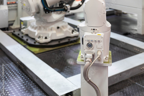 Industrial robot control cable interface