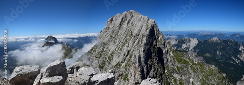 Alpi Giulie - Jof di Montasio (visto da Cima di Terrarossa)