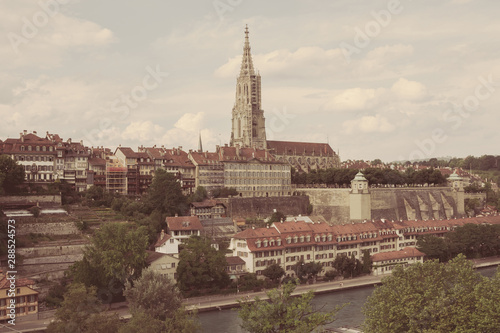 Panoramic view on Bern Minster and historic old town of Bern © TravelFlow