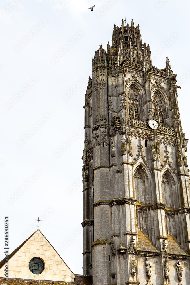 Fototapeta premium Beffroi chapelle verneuil sur avre