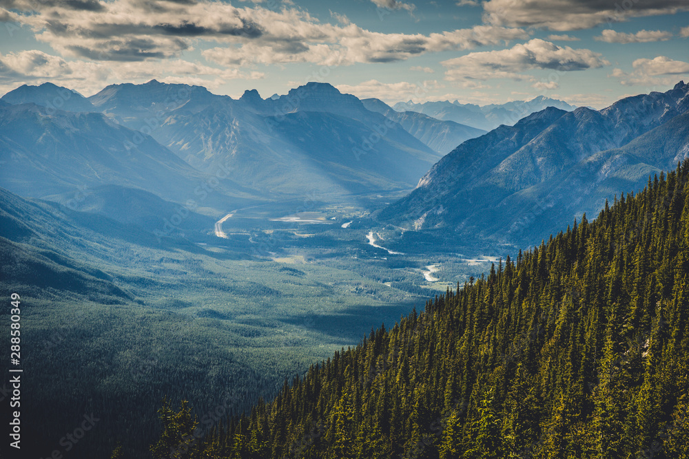 Obraz premium Overlook at summit of Sulphur Mountain Trail, Banff National Park, Alberta, Canada
