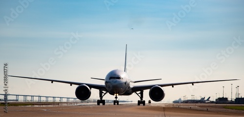 Konstfotografi airplane in airport
