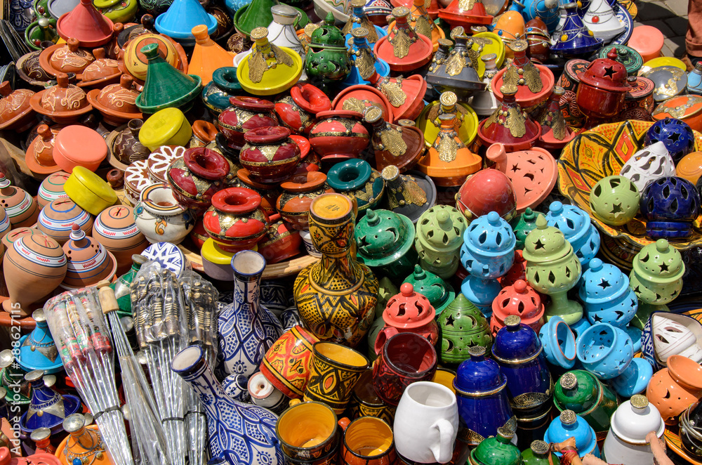 Bunte Keramik in Marokko