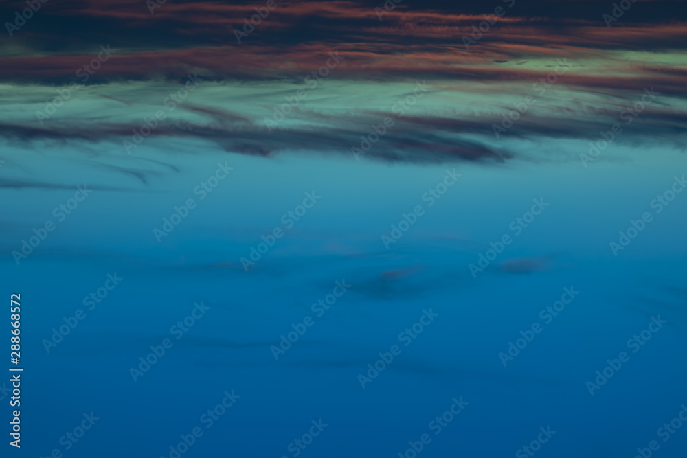 Obraz premium Young night filled with stars and clouds