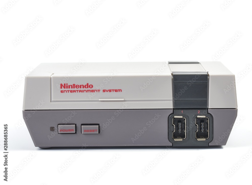 BUDAPEST, HUNGARY - DECEMBER 10, 2017: Nintendo NES classic edition video  game console. Modernized version of the original with preinstalled games  Stock-Foto | Adobe Stock