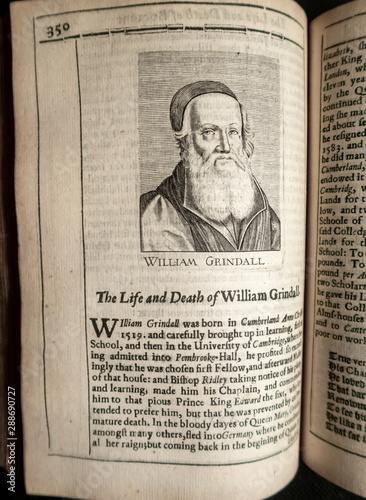 Photos Engraved portrait of reformer William Grindall in early C17th book