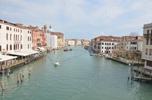 Houses along a canal in Venice © allarizzo