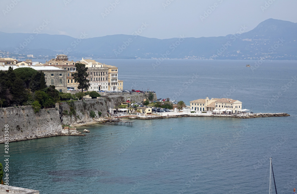 Küste bei Korfu-Stadt