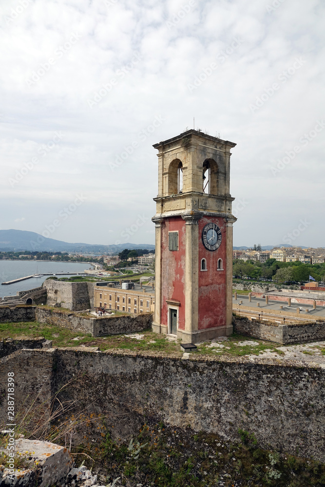 Glockenturm der alten Festung in Korfu-Stadt