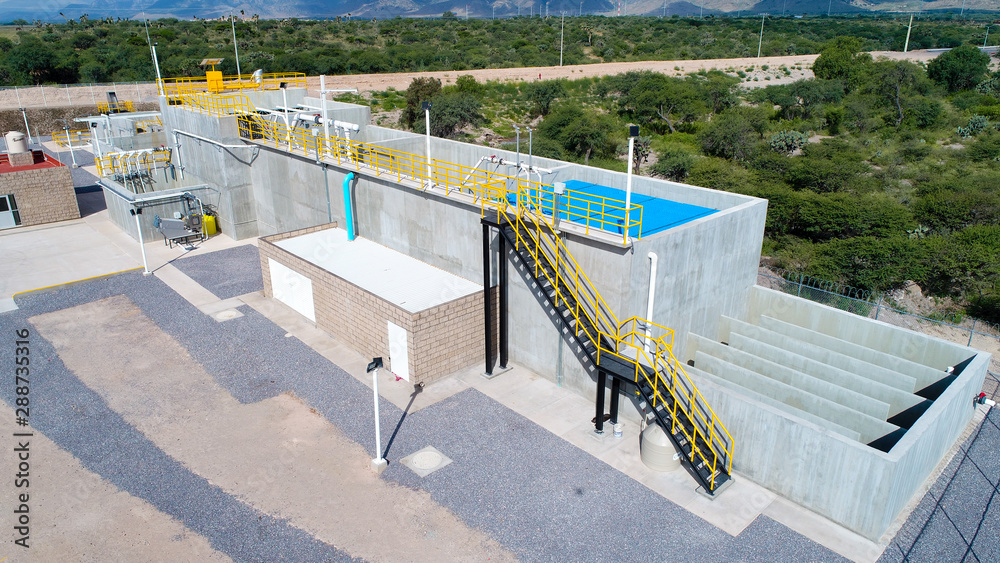 Planta tratadora de aguas residuales Stock Photo | Adobe Stock