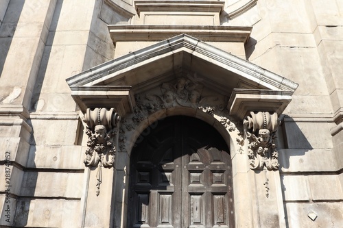 La cathédrale Saint Paul de Londres, construite en 1710 - Londres - Royaume Uni