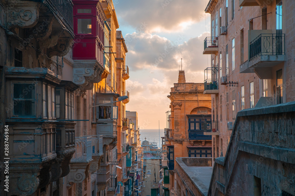 Malta, Valletta streets