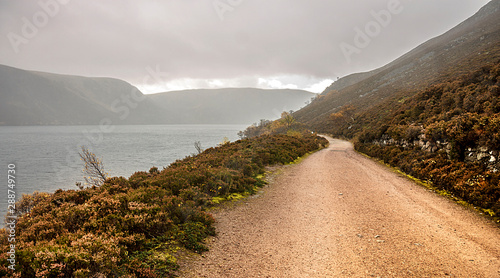 Leinwand Poster Autumn at Loch Muick in Royal Deeside