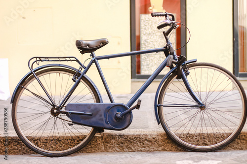 oldfashioned bike on the street 