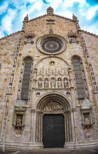 Exterior view of Como Cathe...