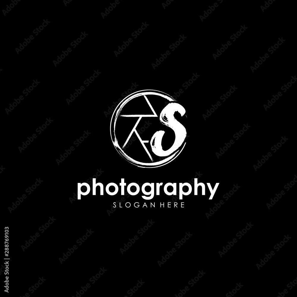 Initial letter S linked inside signature minimalist luxurious photography. Initial letter S linked inside signature minimalist luxurious photography.