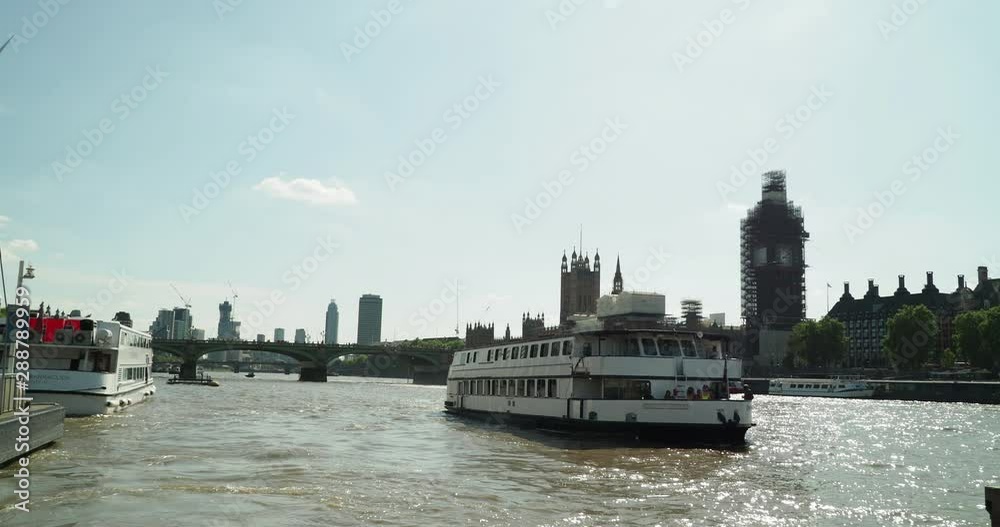 london city skyline river thames skyscrapers cruise london city skyline river thames skyscrapers cruise