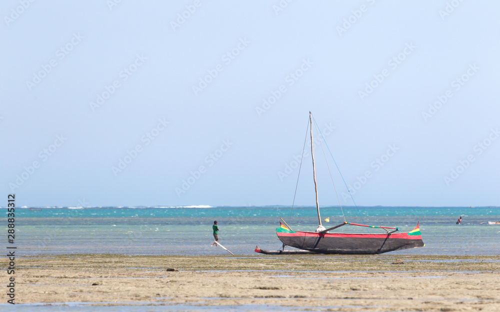 Obraz premium Fishing boats on the beach