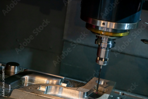 The touching probe attach with the spindle of CNC milling machine for on the machine measuring process. The mold quality control processing on the 3 axis machining center with touching probe.