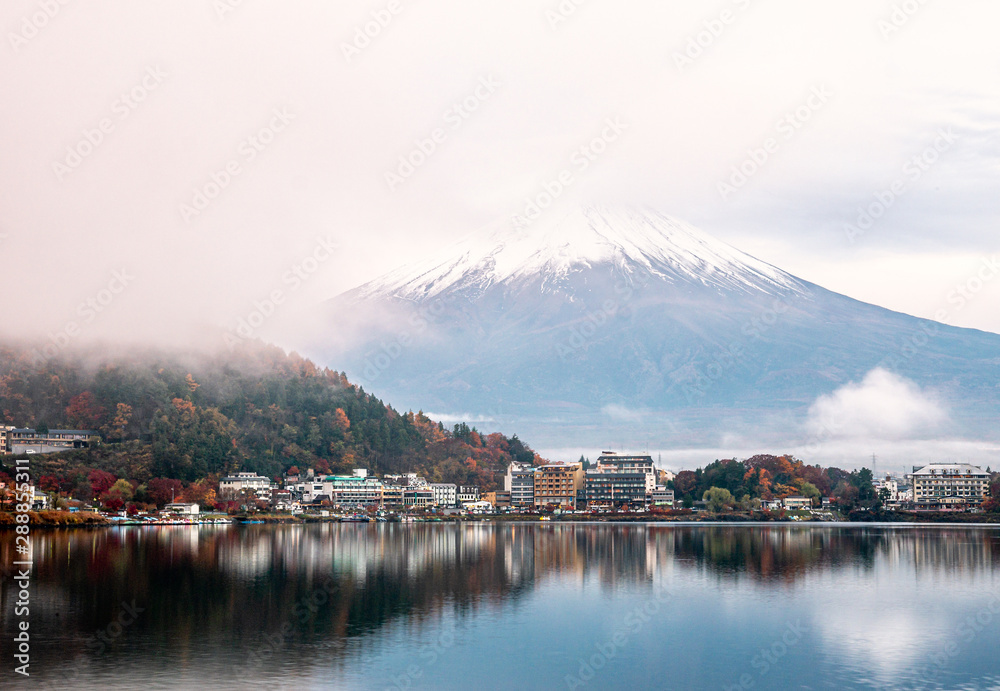 Lake Kawaguchiko with mt.Fuji in background at autumn morning