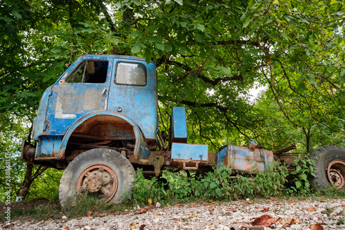 Old abandoned truck in the forest © Luka