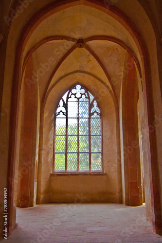 Fenster eines Zisterzienserkloster in Deutschland