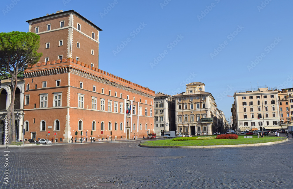 Plaza Venecia en Roma Italia,
