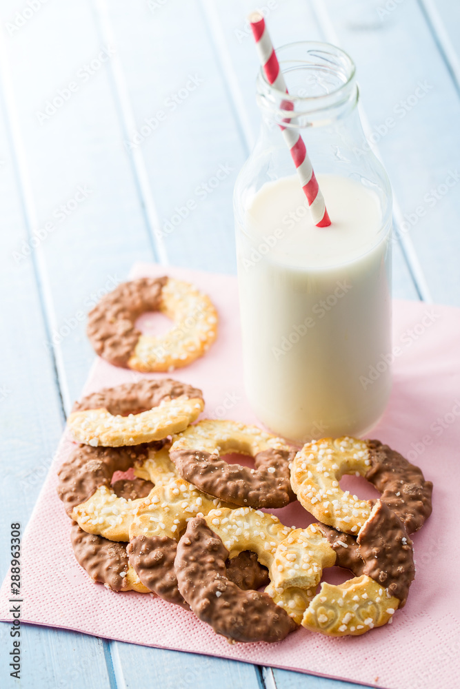 Sweet biscuits rings. Cookies with chocolate. Sweet biscuits rings. Cookies with chocolate.