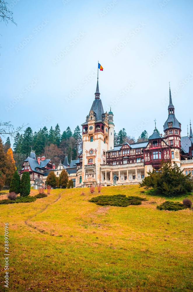 Fototapeta premium Beautiful Peles Castle in Sinaia, Carpathian Mountains, Romania, Europe.