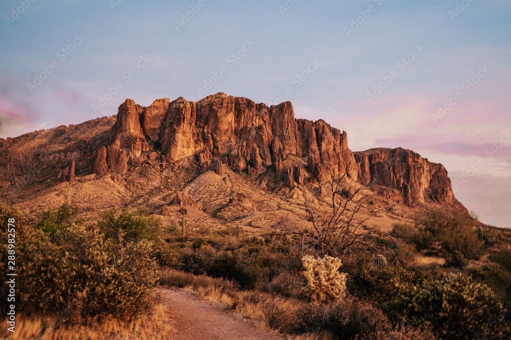 Naklejka premium Superstition Mountains