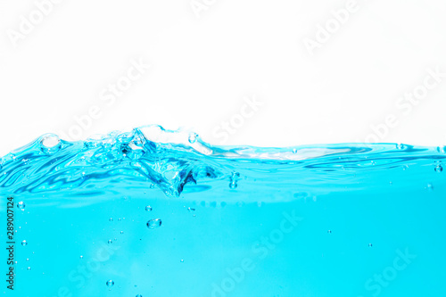 The water surface is ordered according to the wave current used in various graphics