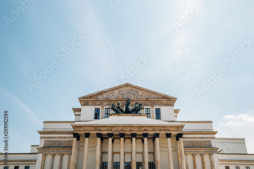Obraz na płótnie Teatr Wielki - Polish National opera house in Warsaw, Poland w salonie