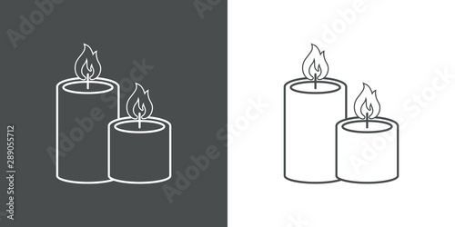 Icono plano lineal velas encendidas en gris y blanco