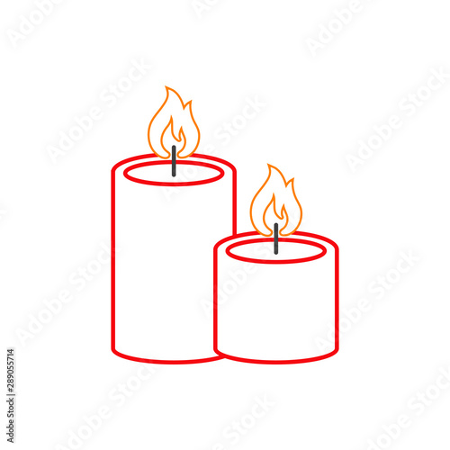 Icono plano lineal velas encendidas en varios colores