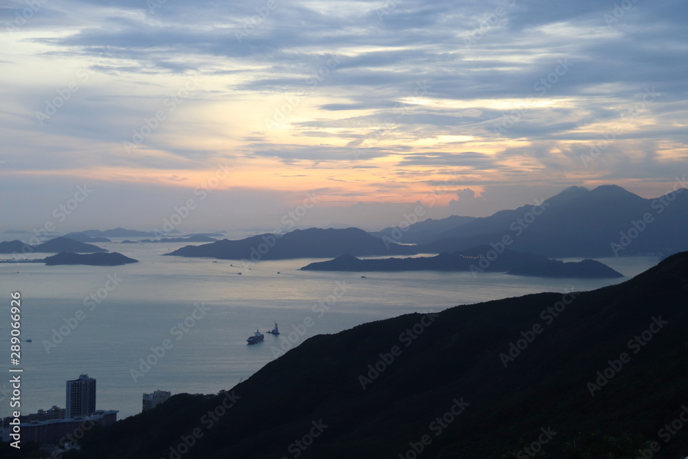 Coucher de soleil sur la baie de Hong Kong	