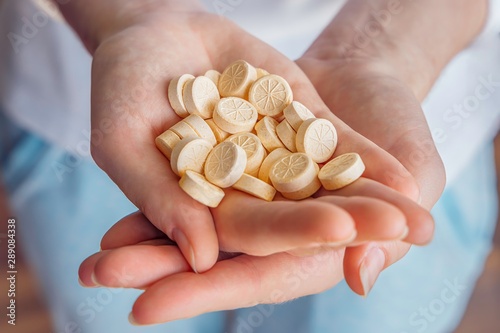 Multivitamins and minerals. Vitamin C