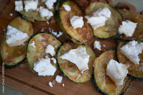 Fried zucchini and goat cheese