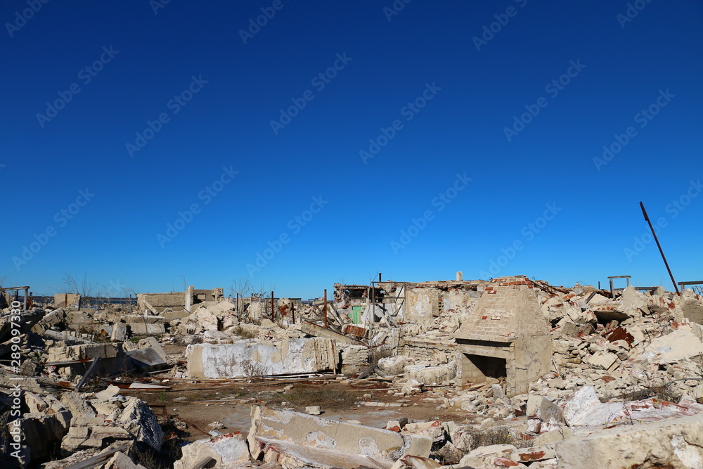 ciudad post apocaliptica con destruccion total ciudad post apocaliptica con destruccion total