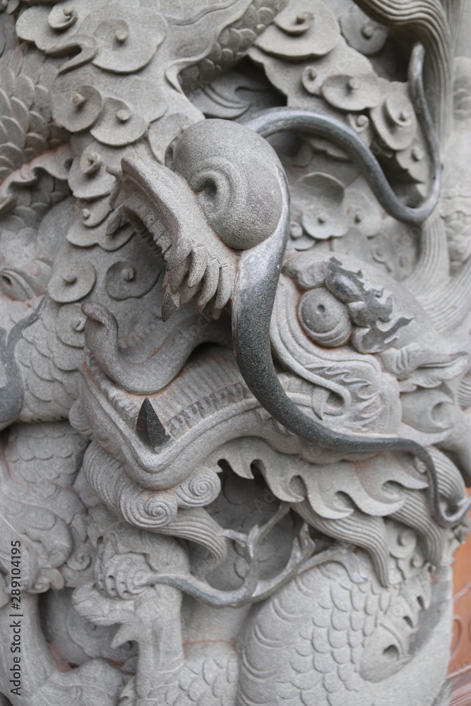 Dragon du monastère de Po Lin, île de Lantau à Hong Kong	