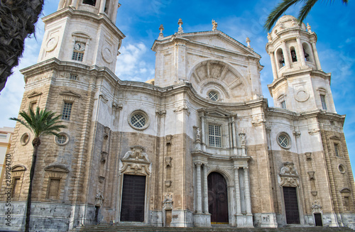 Fachada de la Catedral de Cádiz, de estilo barroco, España