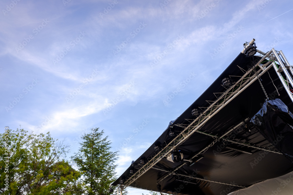 Tent installed for the celebration of an event and concert of outdoor music. Tent installed for the celebration of an event and concert of outdoor music.