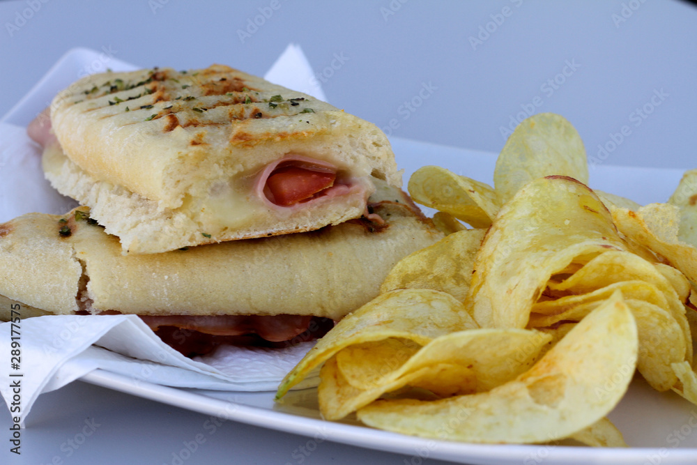 tosta no prato