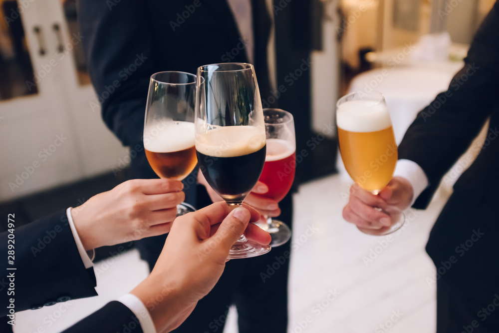 4種のビールで乾杯 4種のビールで乾杯