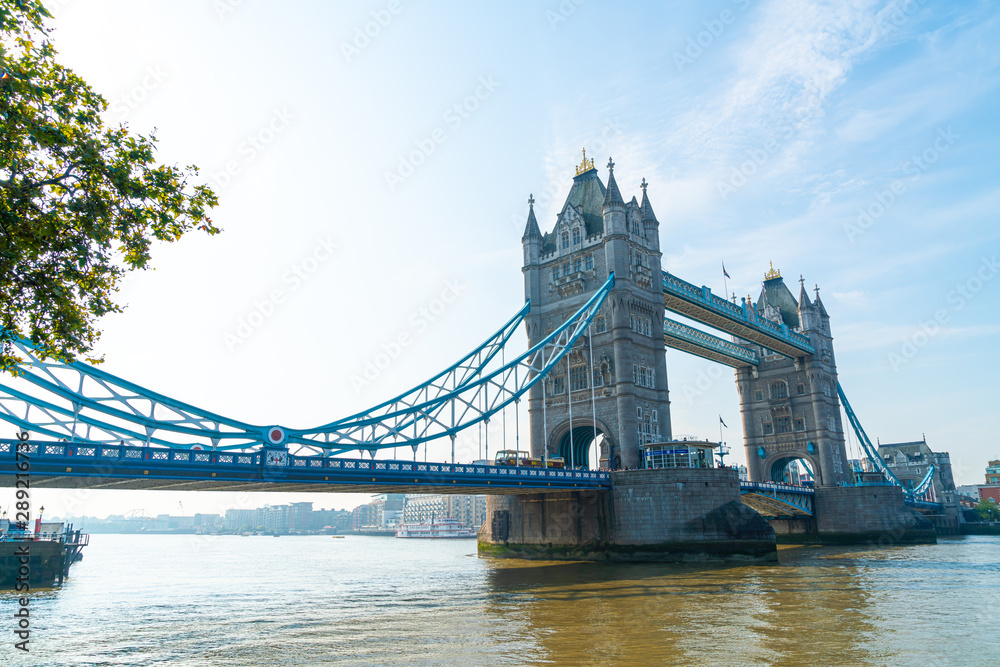 Obraz premium Tower Bridge in London