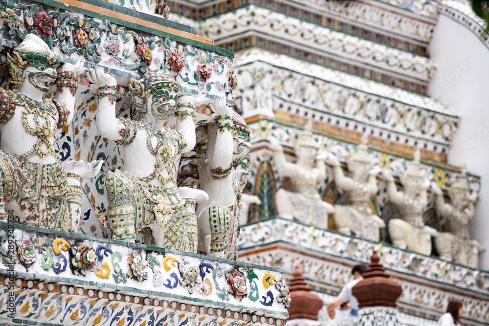 Fototapeta premium Wat Arun in Bangkok, Thailand