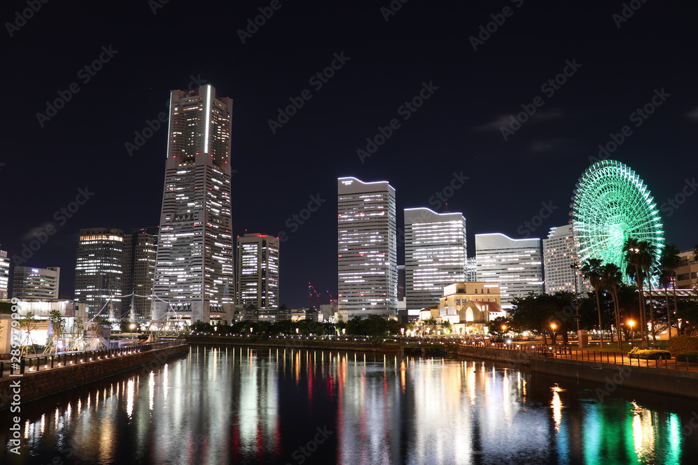 Naklejka premium みなとみらいの夜景(神奈川県),minatomirai,yokohama city,kanagawa pref,japan