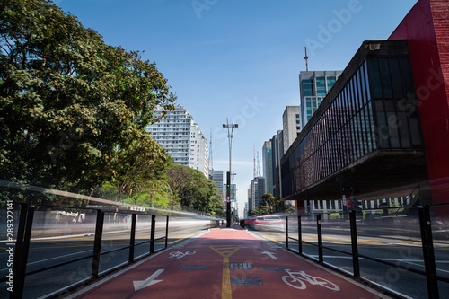 MASP, Avenida Paulista em São Paulo, Brasil	 photo