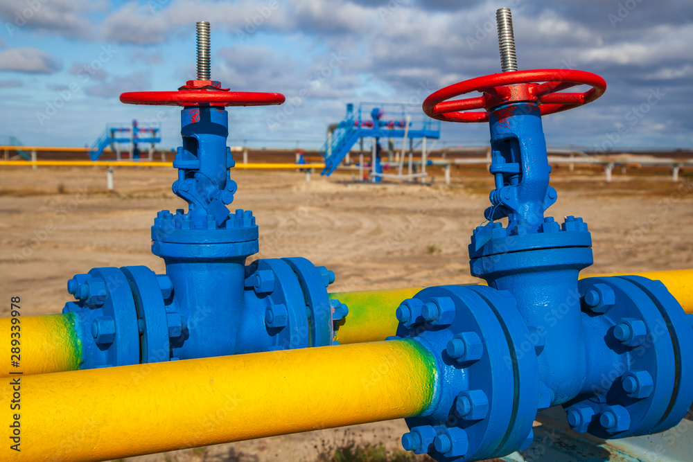 Oil, gas industry. Group wellheads and valve armature , Gas valve, Gas well of high pressure Oil, gas industry. Group wellheads and valve armature , Gas valve, Gas well of high pressure