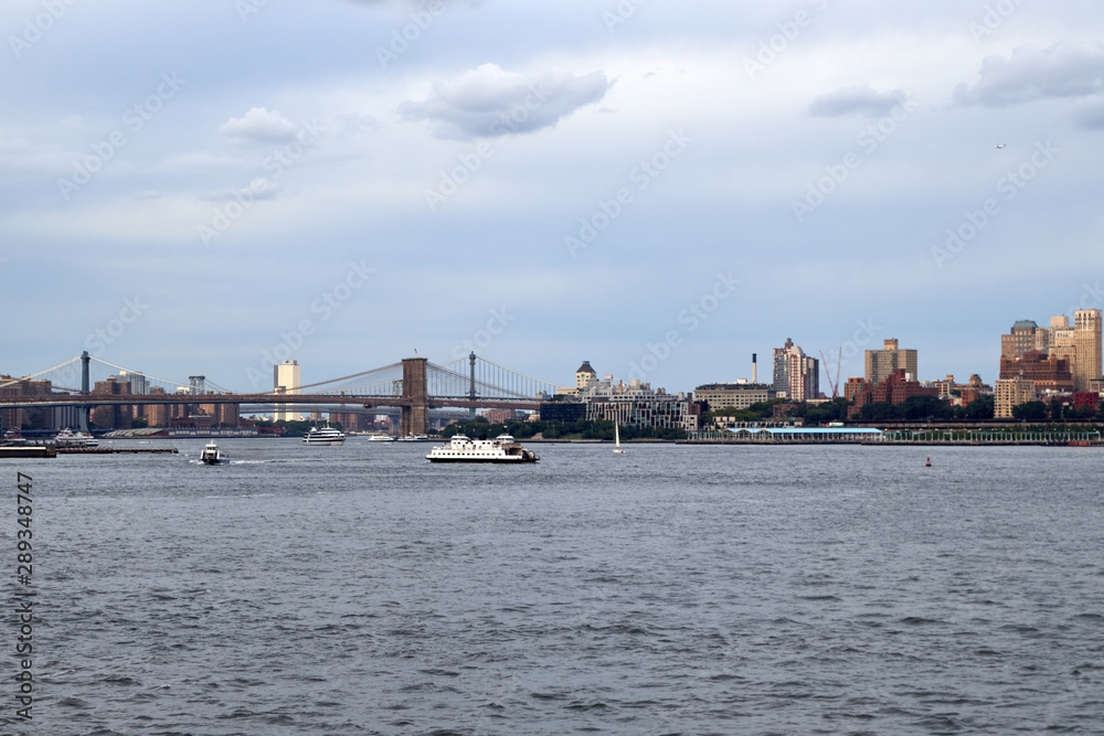 Photo of Brooklyn bridge