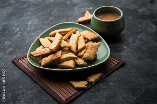Namakpare or Salty Shakarpara/shakarpare or namkeen Shankarpali, popular diwali food or tea-time snack from Gujarat, India